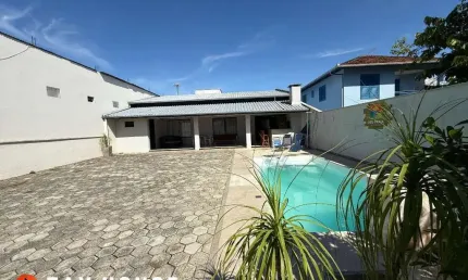 Casa com 4 quartos à venda no Armação, Penha 