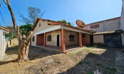 Casa à venda no bairro Clube dos Engenheiros em Araruama/RJ