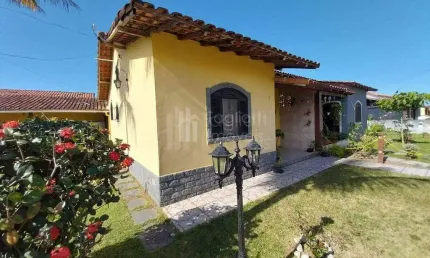 Casa à venda no bairro Novo Horizonte em Araruama/RJ