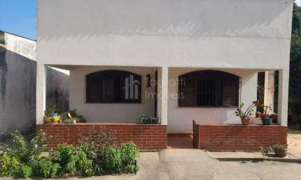 Casa com 2 quartos à venda na Rodovia Amaral Peixoto, 149, Coqueiral, Araruama