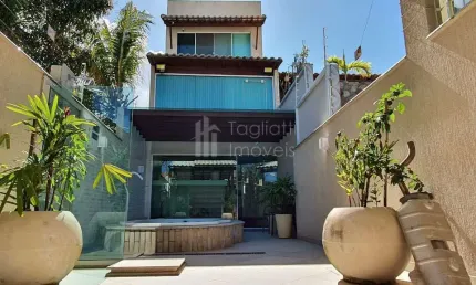 Casa com 2 quartos à venda na R. Fonte Boa, 444, Parati, Araruama