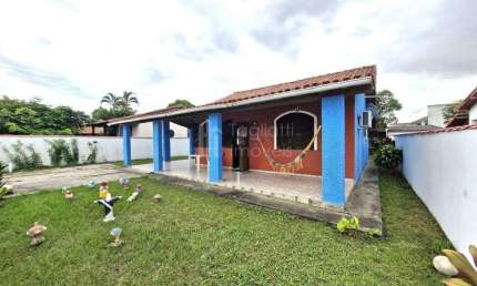Casa com 2 quartos à venda na R. Tijuca, 50, Iguabinha, Araruama