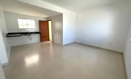 Casa com 2 quartos à venda na Rua Prefeito Mário Castanho, 62, Coqueiral, Araruama
