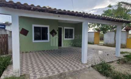 Casa Linear de Esquina no Bairro Parati - Araruama - RJ