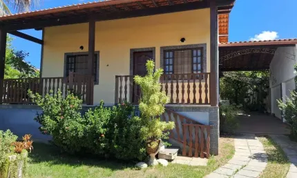 Casa com 2 quartos à venda na Rua Humberto Mauro, 10, Coqueiral, Araruama