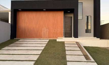 Lançamento de casa moderna no condomínio Jequitibá - Araruama