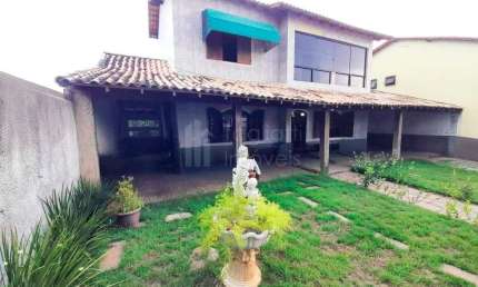 Casa com 6 quartos para alugar na Rua James Mendonça Clark, 501, Pontinha, Araruama