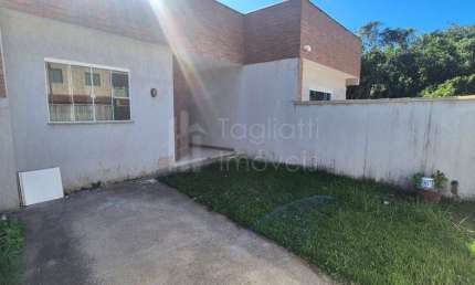 Casa próxima ao Centro — Bairro Parque Mataruna, Araruama-RJ