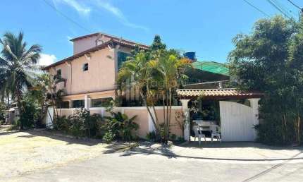 Ponto Comercial à venda no bairro Praça da Bandeira em Araruama/RJ