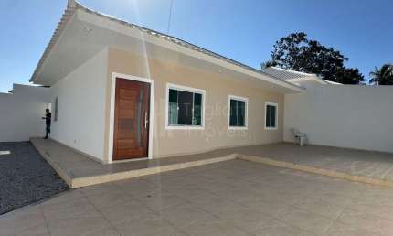 Casa com 3 quartos à venda no Parque Hotel, Araruama 