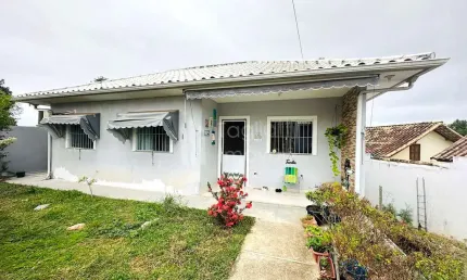 Casa com 2 quartos à venda na Boa Perna, Araruama 