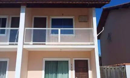 Casa geminada no Condomínio Residencial Palmeiras I