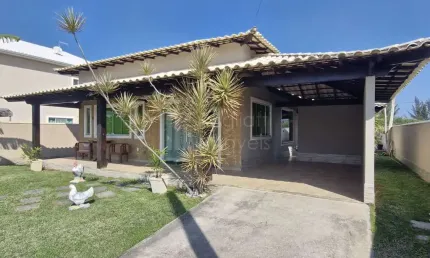 Casa em condomínio fechado com 3 quartos à venda na R. Toribate, Praia Seca, Araruama, 100 m2 por R$ 595.000