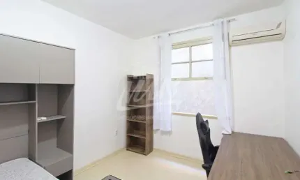Apartamento 01 dormitório, mobiliado completo, ótima localização na botafogo, 1andar, reformado c/móveis novos. pronto para morar. agende sua visita - 51.984102913 ou 51.984102873
