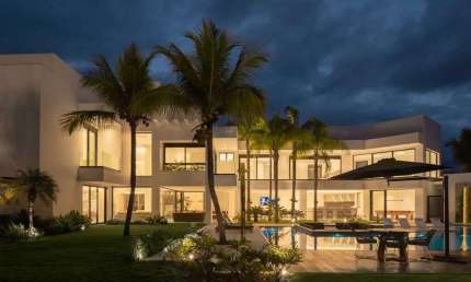 Casa com 8 quartos à venda na Avenida Milton Mussa Gaze, Jardim Acapulco, Guarujá