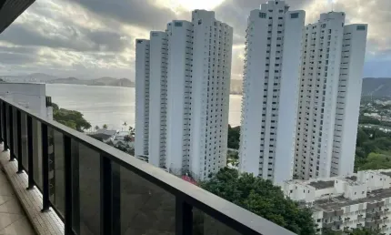 Apartamento à venda no bairro Parque Enseada - Guarujá/SP