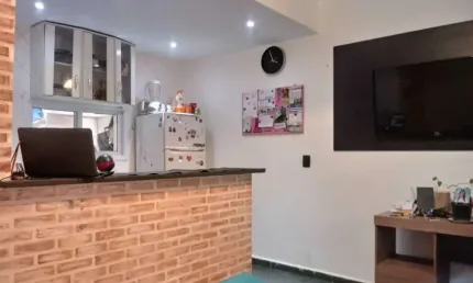 Casa à venda no bairro Jardim Santa Genoveva - Guarujá/SP