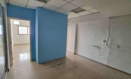 Casa comercial à venda no Jardim Helena Maria, Guarujá 
