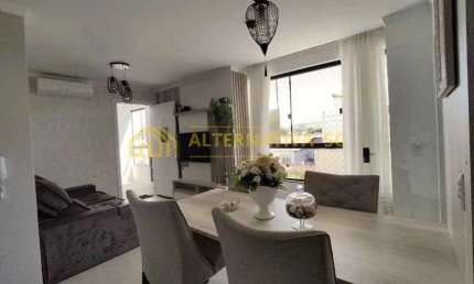 Apartamento à venda no Itacolomi com 02 quartos sendo 01 suíte em Balneário Piçarras, SC