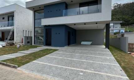 Casa à venda no bairro Ingleses Norte - Florianópolis/SC