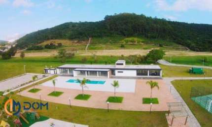 Terreno à venda no bairro Ingleses do Rio Vermelho - Florianópolis/SC