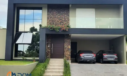 Casa Alto Padrão mobiliada com 294m² á aproximadamente 3,0 km da Praia dos Ingleses