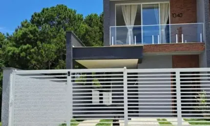 Casa à venda no bairro São João do Rio Vermelho - Florianópolis/SC