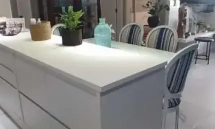 Cobertura com 84m² á aproximadamente 400 metros da praia dos ingleses