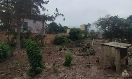 Terreno com 1000m² á aproximadamente 7km da praia de ingleses.