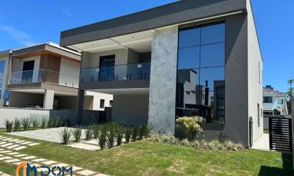 Casa à venda no bairro São João do Rio Vermelho - Florianópolis/SC