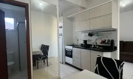 Apartamento mobiliado aproximadamente 2,5 Km da Praia dos Ingleses