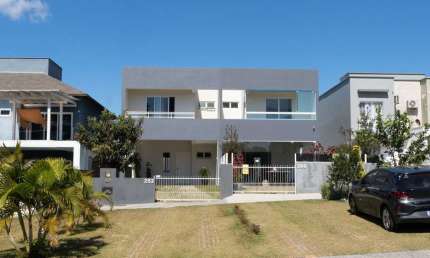 Sobrado à venda no bairro Ingleses do Rio Vermelho - Florianópolis/SC