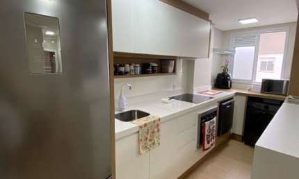 Excelente Apartamento com  58m² de área privativa, aproximadamente 4km da Praia dos Ingleses, Florianópolis/SC.