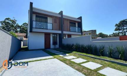 Sobrado Padrão com escritura pública, em loteamento planejado no bairro Rio Vermelho, Florianópolis/SC.