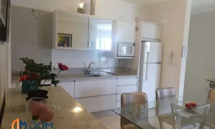 Apartamento mobiliado, com escritura pública localizado a 250 metros do mar