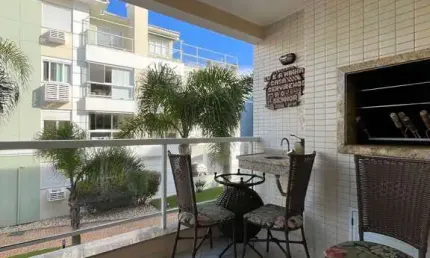 Apartamento mobiliado com 78m2, localizado a 50 metros da praia dos ingleses, florianópolis/sc.