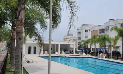 Apartamento em condomínio fechado - na Praia de Canasvieiras