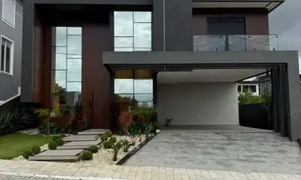 Casa Alto Padrão Semi Mobiliada em Condomínio Fechado nos Ingleses