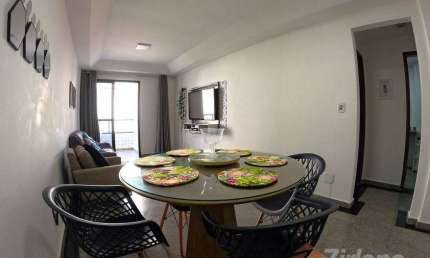 Apartamento de frente com área lateral na av praiana