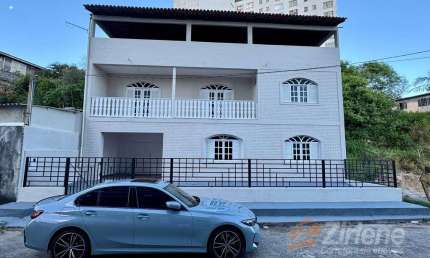 Casa de 2 pavimentos e com 6 Quartos proximo a praia do riacho