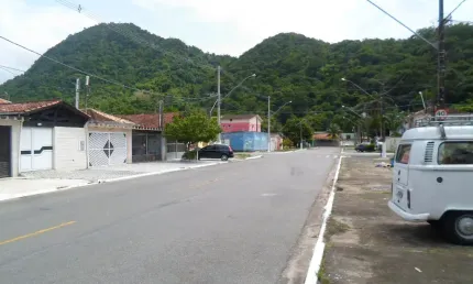 Amplo apt em um dos melhores bairros da praia grande