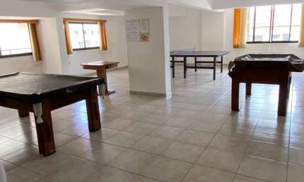 AMPLO APTO. NA VILA TUPI, 03 DORMS., 01 SUÍTE, 02 WC, PORTEIRA FECHADA, LAZER