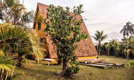 Casa com 2 dormitórios à venda, 200 m² por R$ 1.100.000 - Chales do Imperador - Juiz de Fora