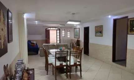 Casa com 7 dormitórios à venda, 500 m² por R$ 980.000 - Teixeiras - Juiz de Fora