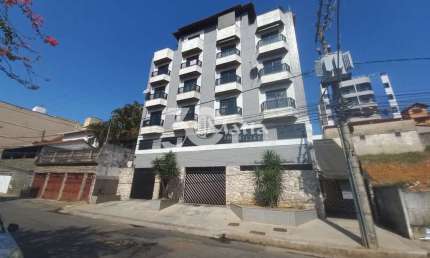 Cobertura com 5 quartos no Jardim Laranjeiras — ideal para república ou para quem busca espaço para ampliar a família. Conforto, localização e versatilidade em um só imóvel!