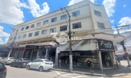 Conforto e Praticidade: Apartamento 3/4 ao Lado do Santa Cruz Shopping!