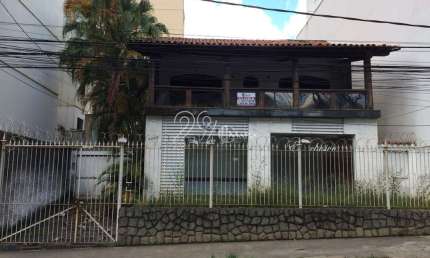 Casa ampla com excelente localização - Ideal para comercio ou residencia!