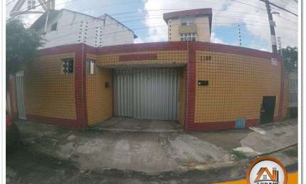 Apartamento com 3 dormitórios à venda, 98 m² por R$ 200.000,00 - Montese - Fortaleza/CE