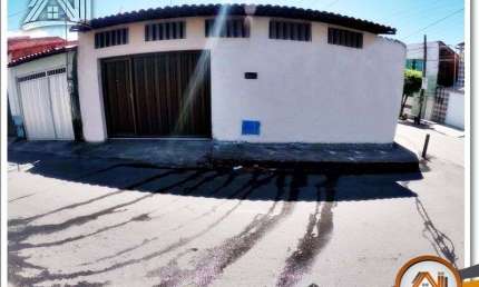 Casa com 3 dormitórios à venda, 160 m² por R$ 530.000,00 - Demócrito Rocha - Fortaleza/CE