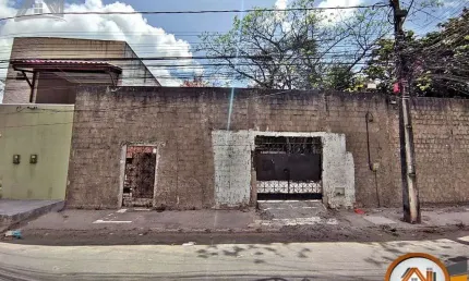 Terreno à venda, 270 m² por R$ 270.000,00 - Bonsucesso - Fortaleza/CE